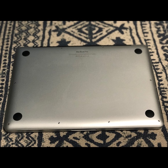 MacBook Pro Retina Display - Picture 3 of 5